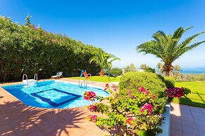 Villa Sevos Large Private Pool Sea Views A C Wifi Car Not Required - 1