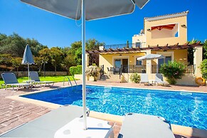 Villa Mary Large Private Pool Walk to Beach Sea Views A C Wifi - 1975