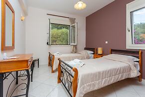 Villa Mary Large Private Pool Walk to Beach Sea Views A C Wifi - 1975