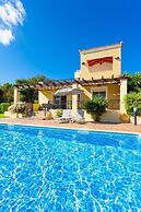 Villa Mary Large Private Pool Walk to Beach Sea Views A C Wifi - 1975