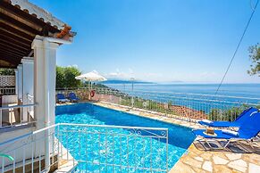 Villa Elia Large Private Pool Walk to Beach Sea Views A C Wifi Car Not