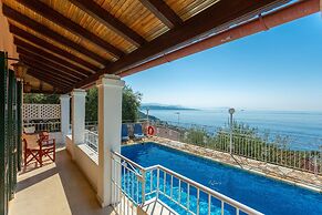 Villa Elia Large Private Pool Walk to Beach Sea Views A C Wifi Car Not