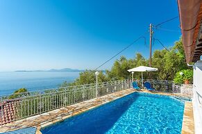 Villa Elia Large Private Pool Walk to Beach Sea Views A C Wifi Car Not
