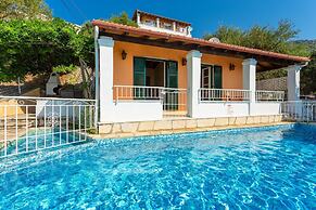 Villa Elia Large Private Pool Walk to Beach Sea Views A C Wifi Car Not