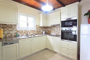 Villa Elia Large Private Pool Walk to Beach Sea Views A C Wifi Car Not