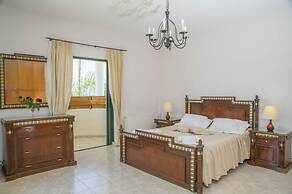 Villa Charianna Large Private Pool Walk to Beach Sea Views A C Wifi Ca