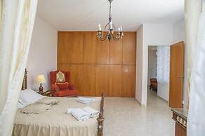 Villa Charianna Large Private Pool Walk to Beach Sea Views A C Wifi Ca