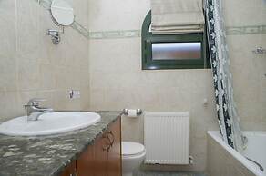 Villa Charianna Large Private Pool Walk to Beach Sea Views A C Wifi Ca