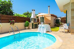 Villa Olivetta Large Private Pool Walk to Beach Sea Views A C Wifi Car