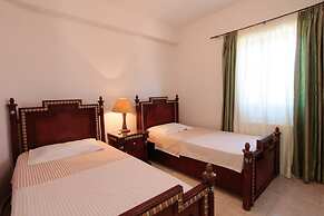 Villa Olivetta Large Private Pool Walk to Beach Sea Views A C Wifi Car