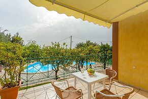 Villa Russa Dionisis Large Private Pool Walk to Beach Sea Views Wifi C