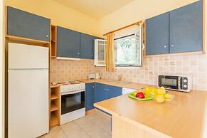 Villa Russa Dionisis Large Private Pool Walk to Beach Sea Views Wifi C