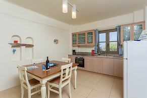 Villa Liakada Large Private Pool Walk to Beach Sea Views A C Wifi Car 