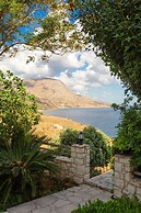 Souda Bay View Large Private Pool Walk to Beach Sea Views A C Wifi - 2