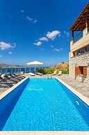 Souda Bay View Large Private Pool Walk to Beach Sea Views A C Wifi - 2