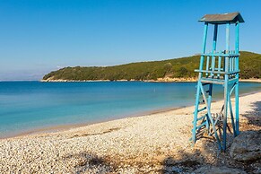 Villa Amalia Large Private Pool Walk to Beach Sea Views A C Wifi - 212