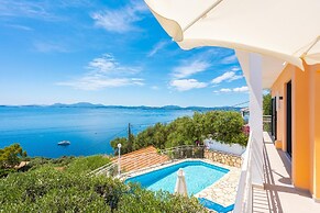 Villa Amalia Large Private Pool Walk to Beach Sea Views A C Wifi - 212