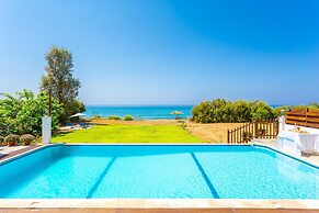 Kalisto Beach Villa Large Private Pool Walk to Beach Sea Views A C Wif