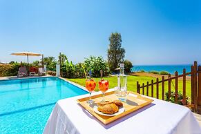 Kalisto Beach Villa Large Private Pool Walk to Beach Sea Views A C Wif