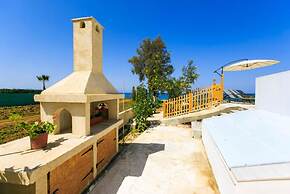 Kalisto Beach Villa Large Private Pool Walk to Beach Sea Views A C Wif