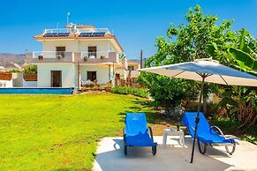 Kalisto Beach Villa Large Private Pool Walk to Beach Sea Views A C Wif