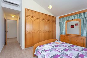 Villa Iliada Large Private Pool Walk to Beach A C Wifi Car Not Require