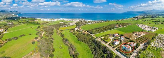 Villa Iliada Large Private Pool Walk to Beach A C Wifi Car Not Require