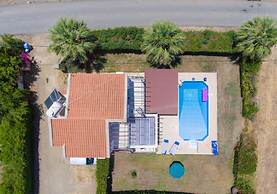 Argaka Sun Villa Ena Large Private Pool Walk to Beach Sea Views A C Wi