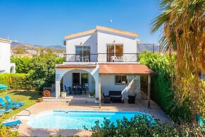 Argaka Sun Villa Thio Large Private Pool Walk to Beach Sea Views A C W