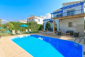 Argaka Sun Villa Thio Large Private Pool Walk to Beach Sea Views A C W