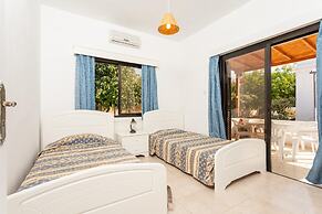 Villa Lela Tria Large Private Pool Walk to Beach Sea Views A C Wifi Ca