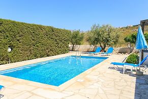 Villa Lela Tria Large Private Pool Walk to Beach Sea Views A C Wifi Ca