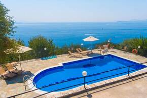 Villa Lina Large Private Pool Walk to Beach Sea Views A C Wifi Eco-fri