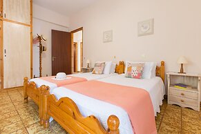 Villa Lina Large Private Pool Walk to Beach Sea Views A C Wifi Eco-fri