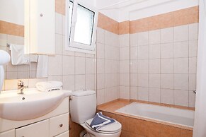 Villa Cherry Large Private Pool Walk to Beach Sea Views A C Wifi Car N