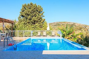 Villa Cherry Large Private Pool Walk to Beach Sea Views A C Wifi Car N