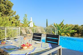 Villa Cherry Large Private Pool Walk to Beach Sea Views A C Wifi Car N