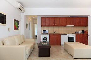 Villa Cherry Large Private Pool Walk to Beach Sea Views A C Wifi Car N