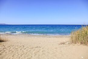 Villa Cherry Large Private Pool Walk to Beach Sea Views A C Wifi Car N