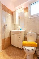 Villa Peach Large Private Pool Walk to Beach Sea Views A C Wifi Car No