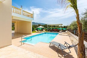 Villa Rose Large Private Pool Walk to Beach Sea Views A C Wifi - 2184