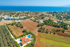 Villa Chrystalla Large Private Pool Walk to Beach Sea Views A C Wifi -