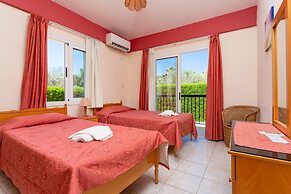 Villa Chrystalla Large Private Pool Walk to Beach Sea Views A C Wifi -