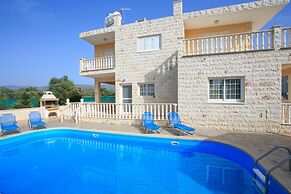 Villa Prodromi Large Private Pool A C Wifi - 1977