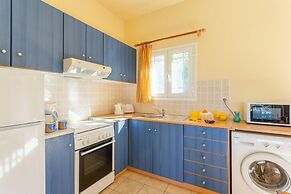 Villa Russa Anna Large Private Pool Walk to Beach Sea Views Wifi Car N