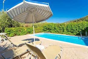 Villa Russa Anna Large Private Pool Walk to Beach Sea Views Wifi Car N