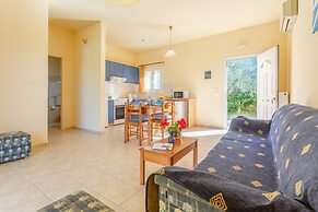 Villa Russa Anna Large Private Pool Walk to Beach Sea Views Wifi Car N