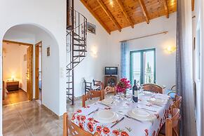 Villa Martha Large Private Pool Walk to Beach Sea Views A C Wifi Car N