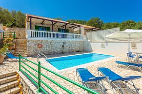 Villa Martha Large Private Pool Walk to Beach Sea Views A C Wifi Car N