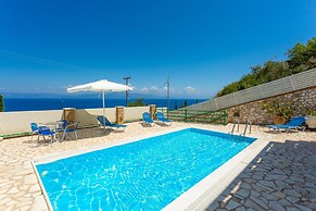 Villa Martha Large Private Pool Walk to Beach Sea Views A C Wifi Car N